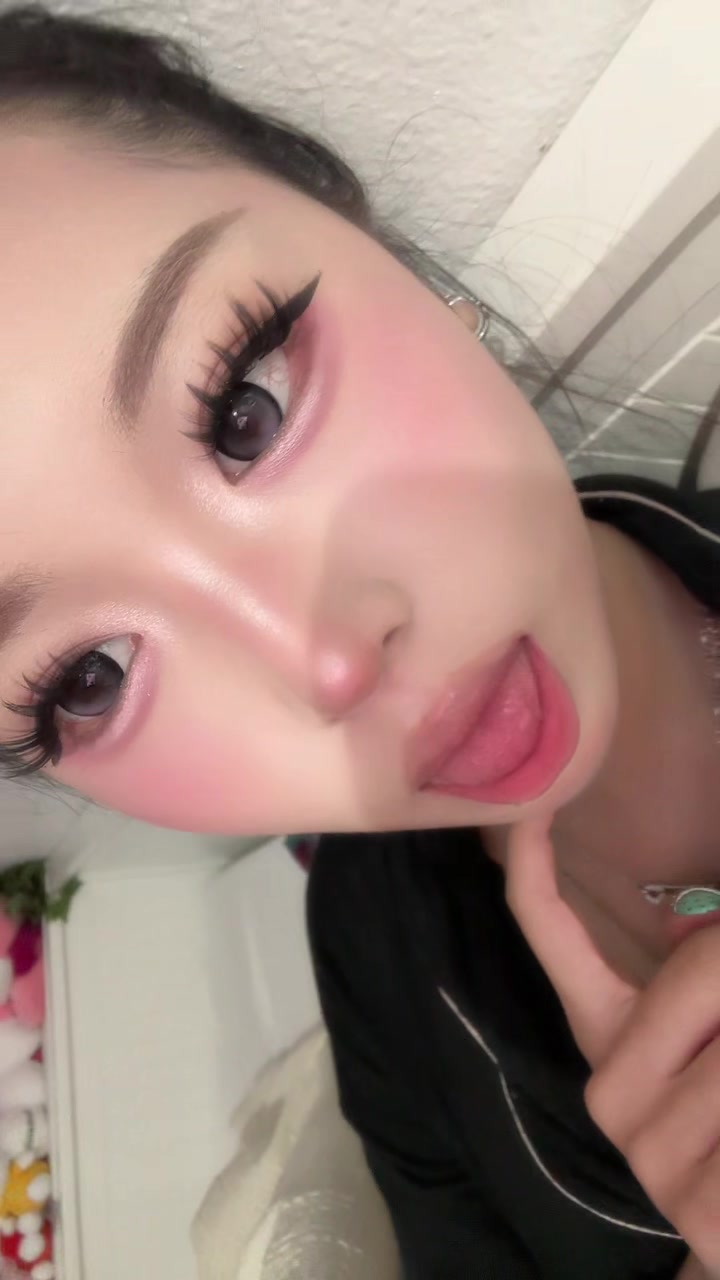 @ella