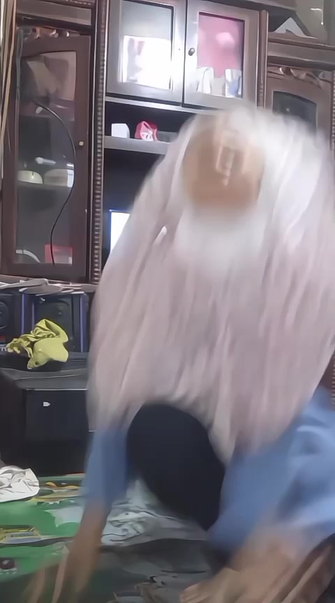 @elinwidyaaa