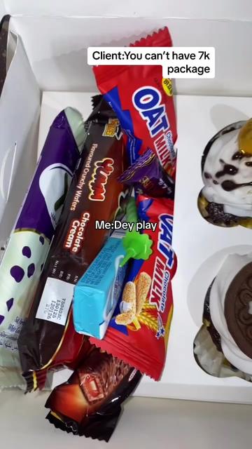 @Ayomi’s cakes and more