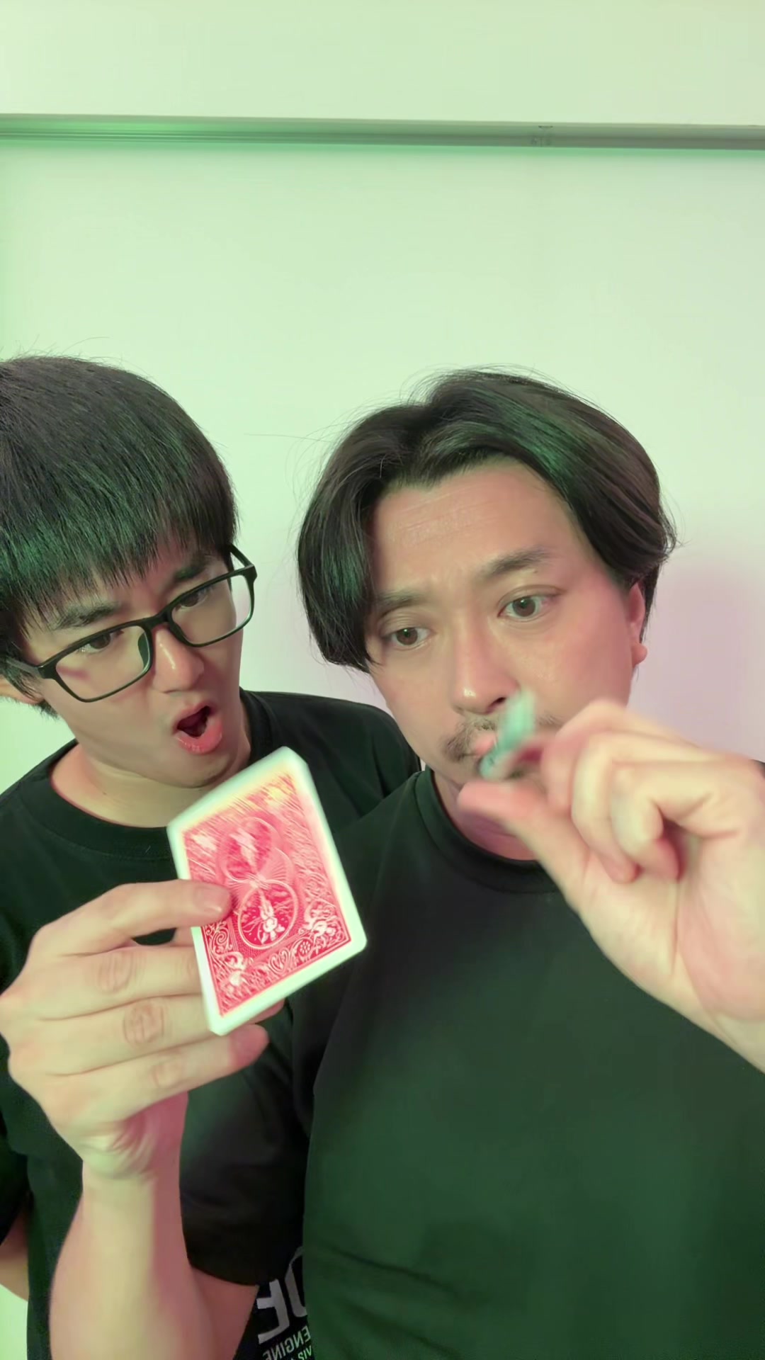 @Buzz Magician Shin シン