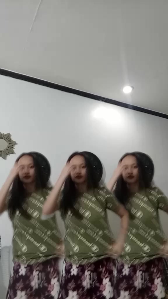 @lovelyjenn0804