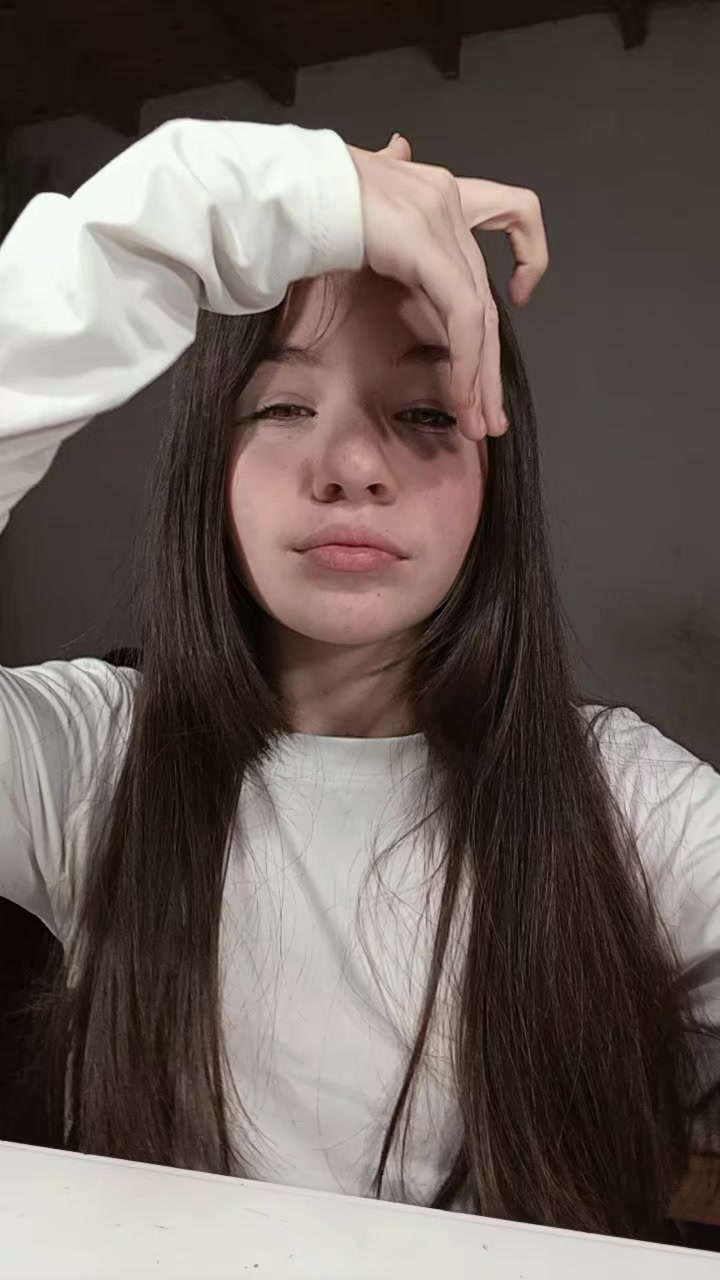 @𝒯𝓇𝒾𝓃𝒾:ℳℴℴ𝓃𝓁𝒾ℊ𝒽𝓉🦋