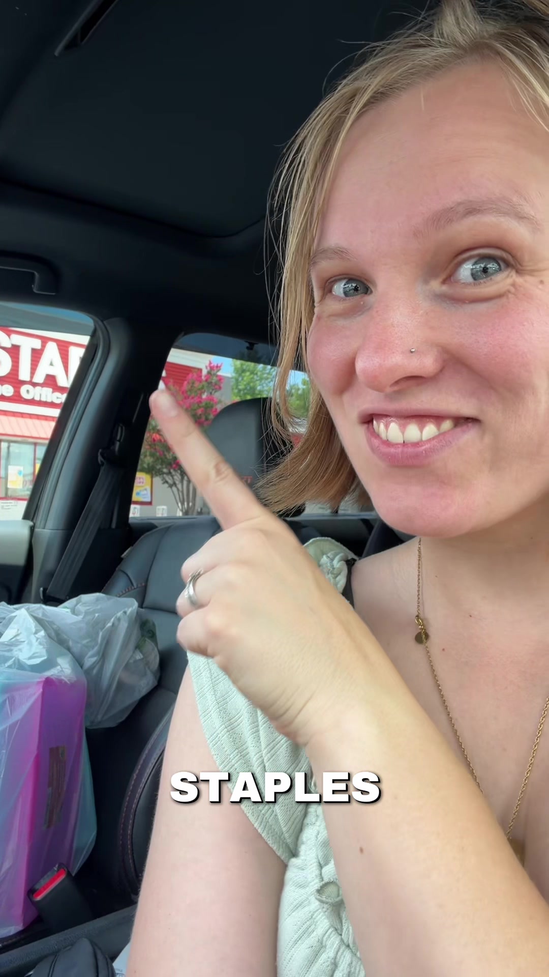 @fullymona