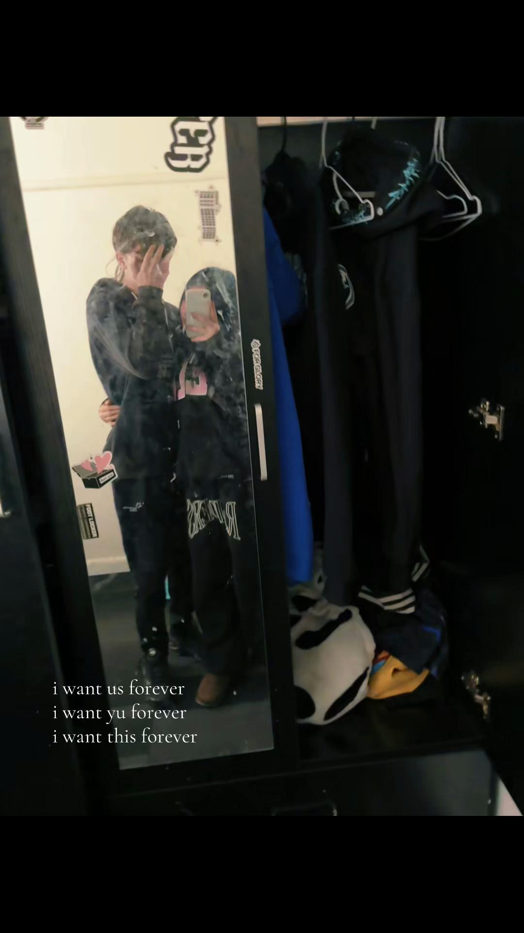 @𝔰.𝔠