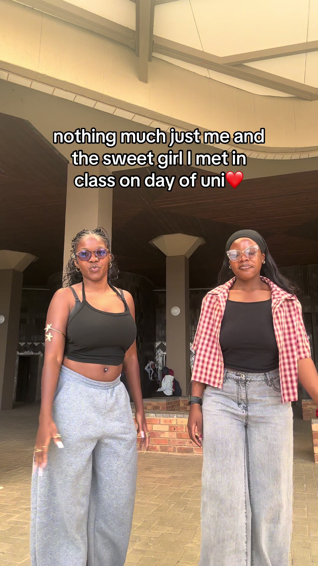 @𝓐𝓴𝓱𝓸𝓷𝓪 𝓜𝓪𝓷𝓭𝓵𝓪