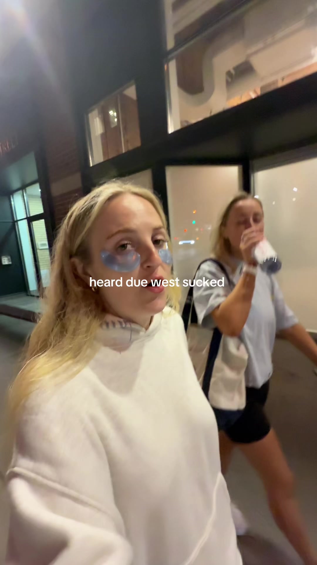 @dumbblondediary