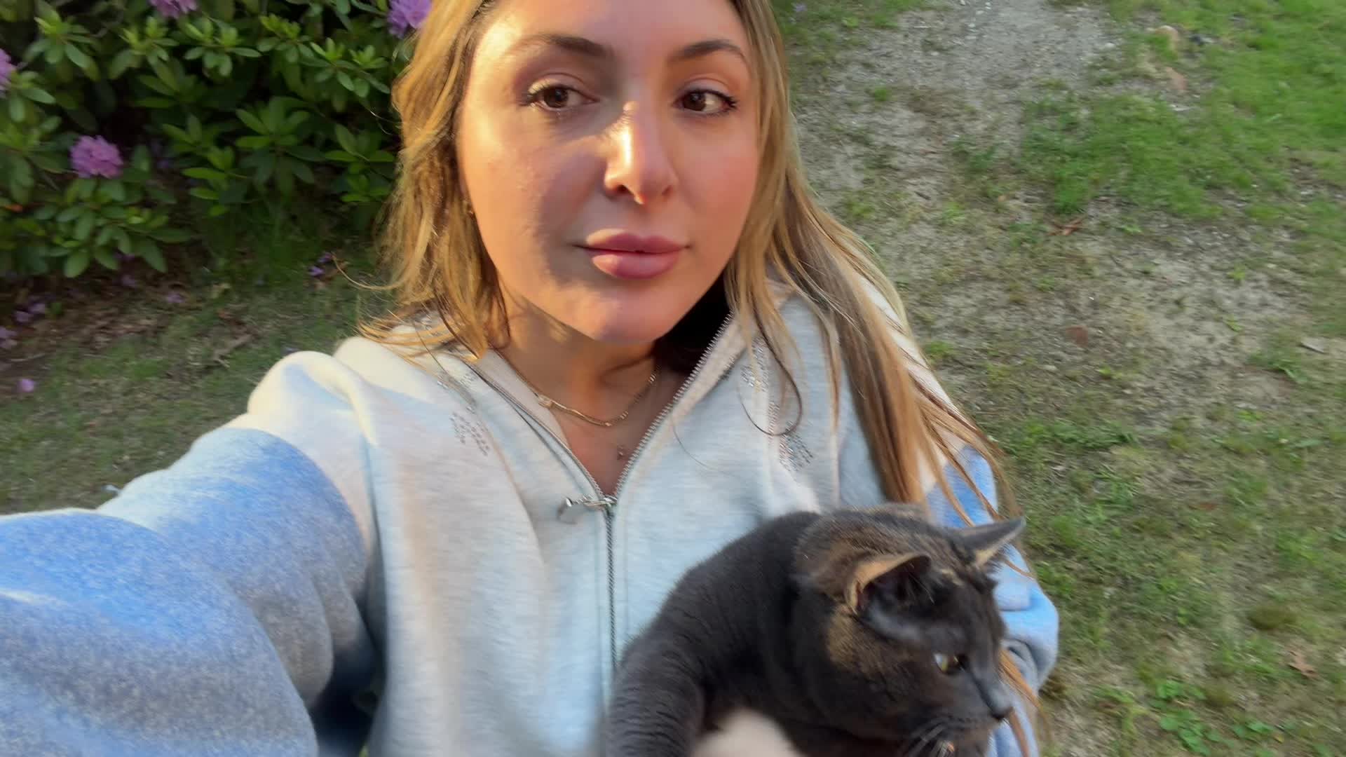 @LexisDeanna