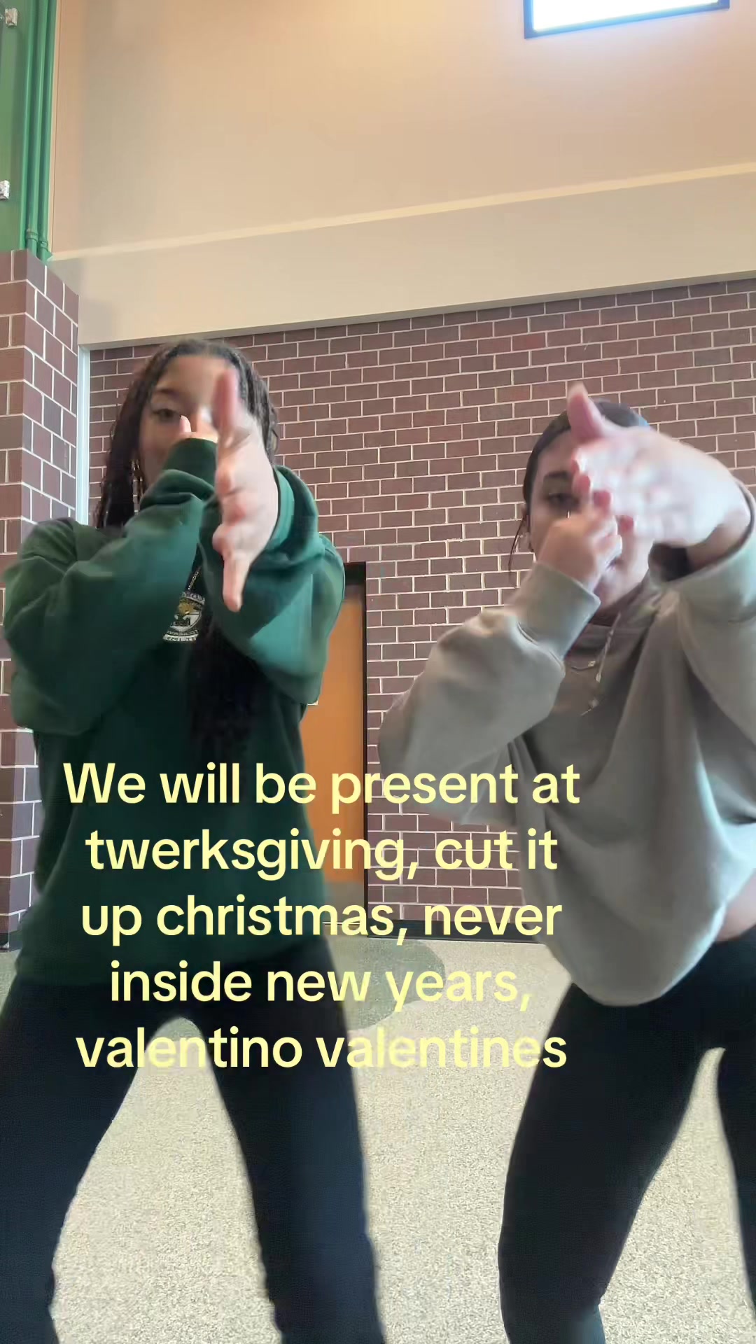 @carleybuns