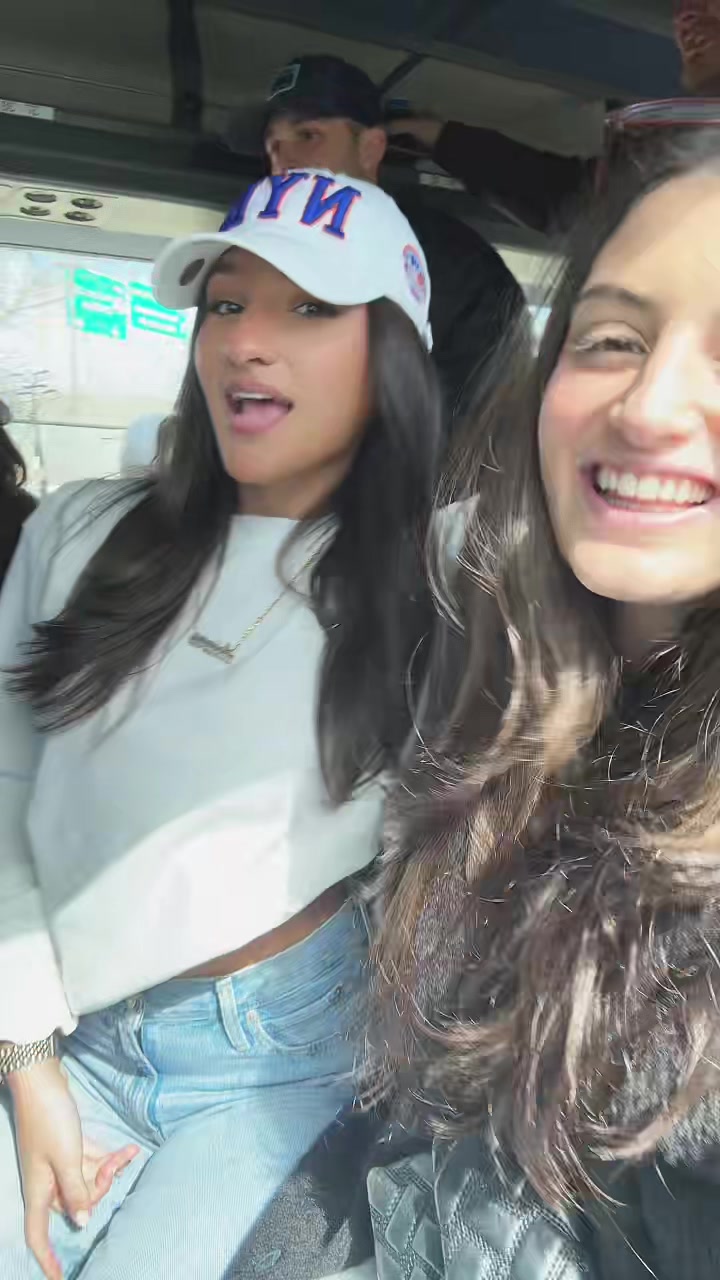 @𝐀 𝐑 𝐈 🧸