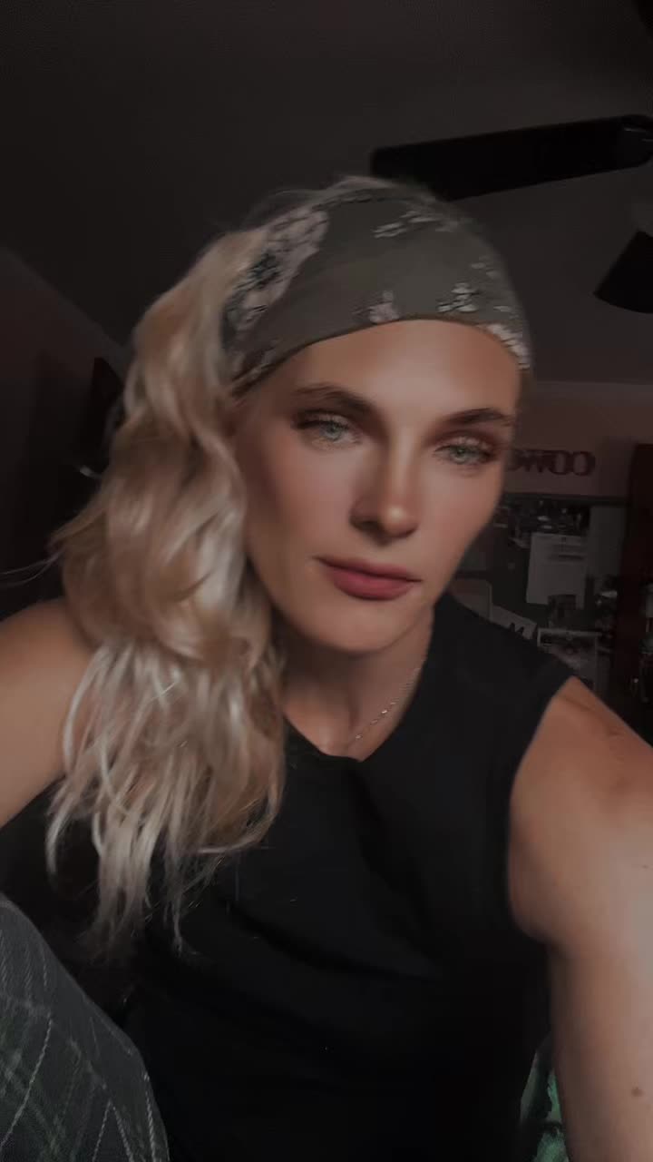 @Sexy Lexy 32