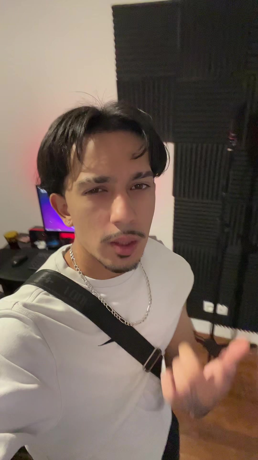 @E N V Y