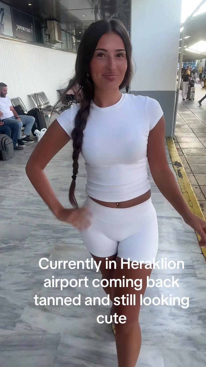 @Elissa