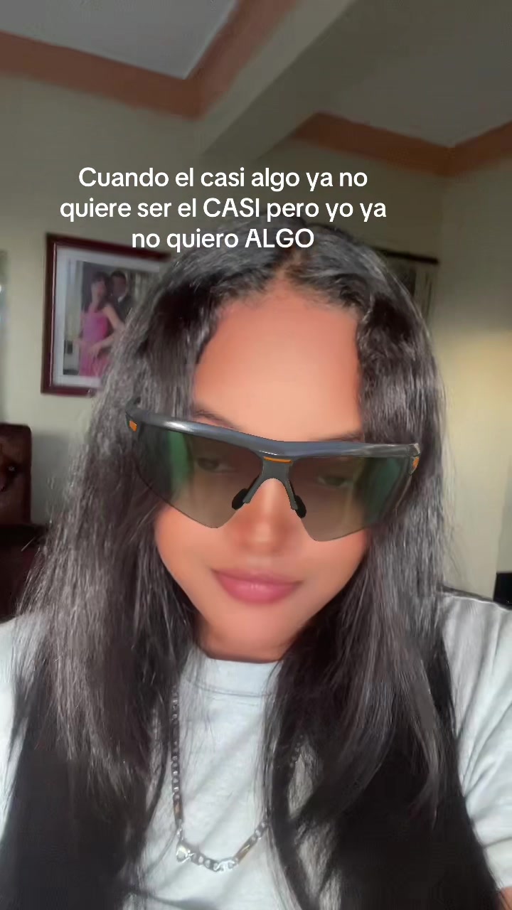 @Carolin ✨🖤