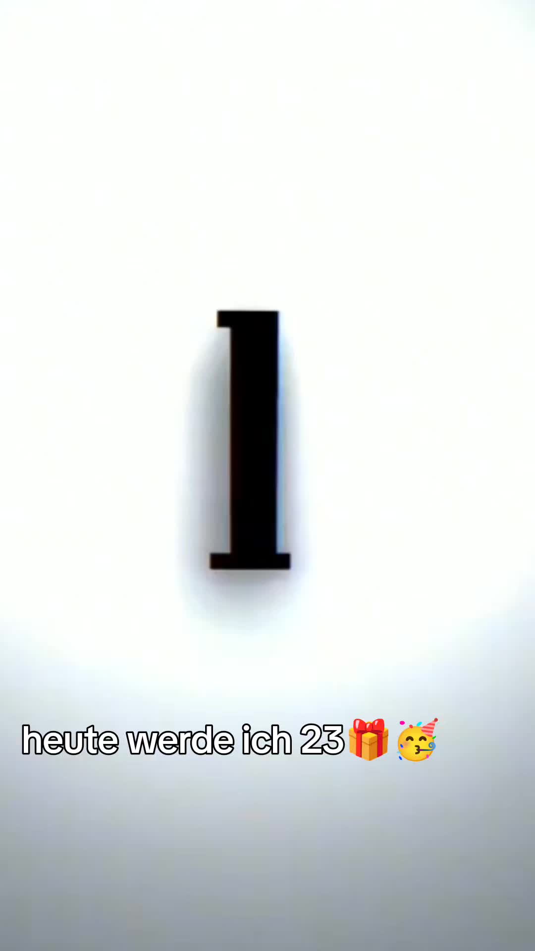 @lara Zisiadis 21