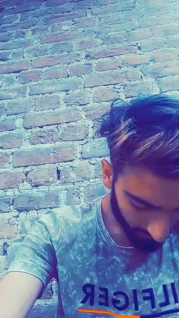 @Bhat Junaid