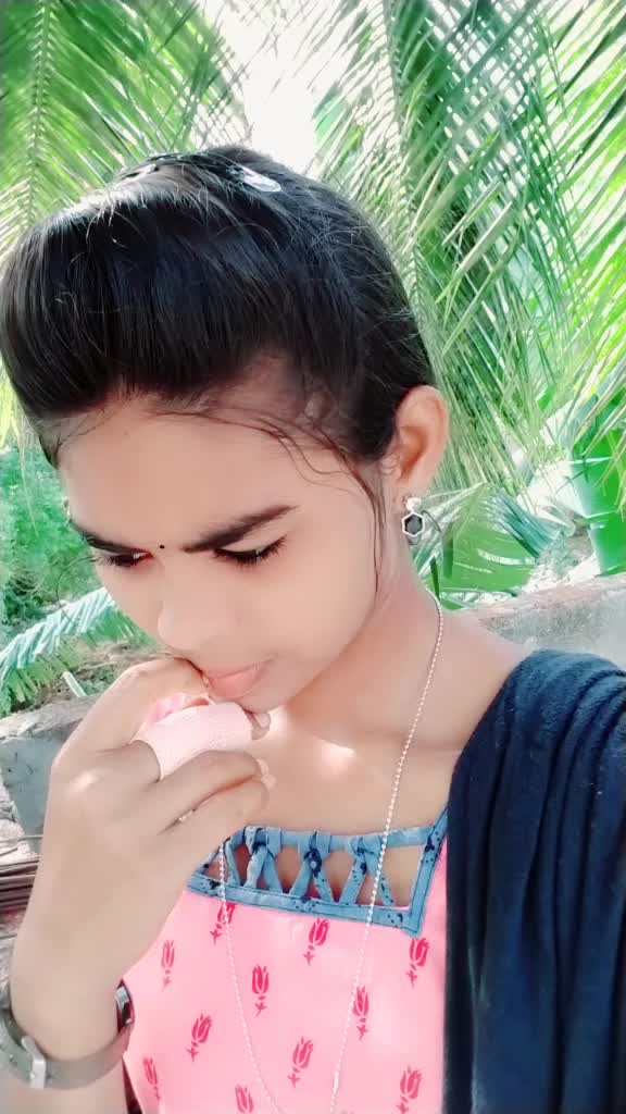 @Queen neelu
