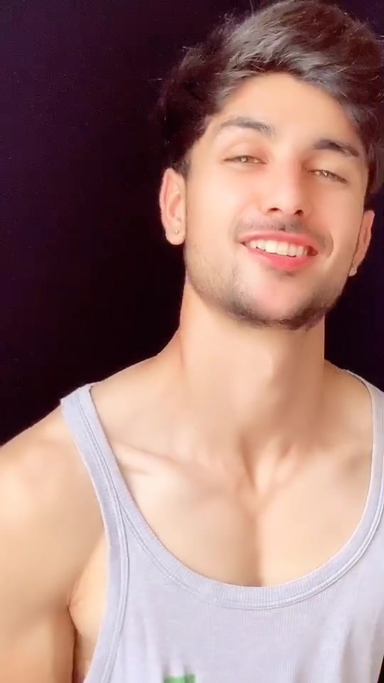 @FAiZU 👑