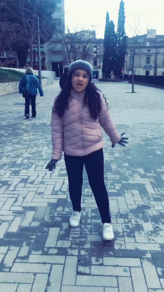 @Lincyviana1234