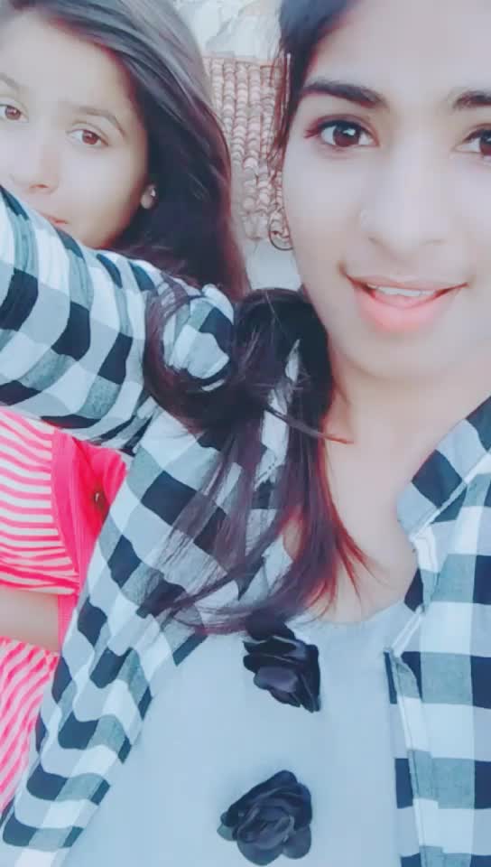@Ruhi239