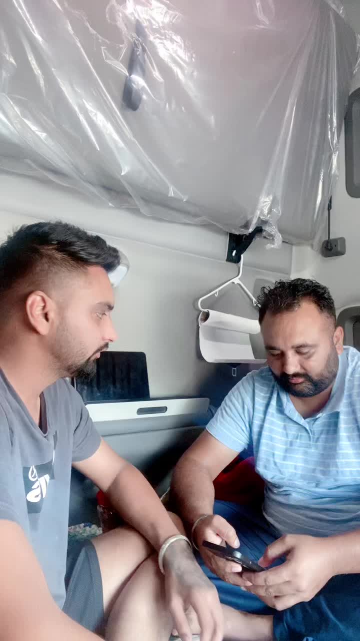@Lv Dhillon