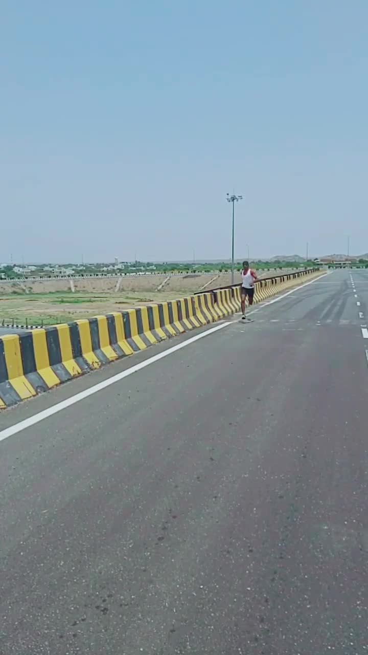 @Racer Raphik