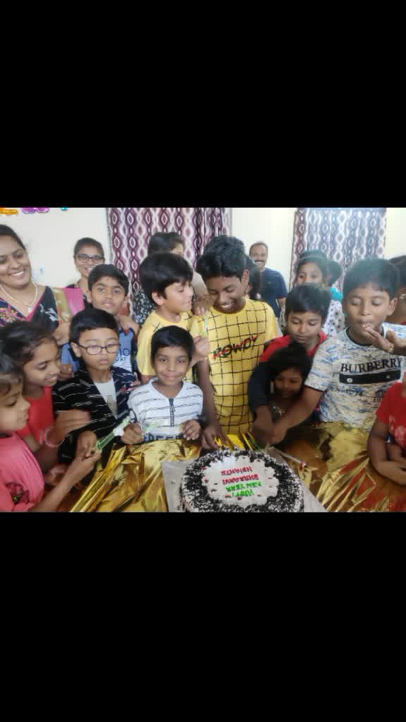 @Pola Praveen836