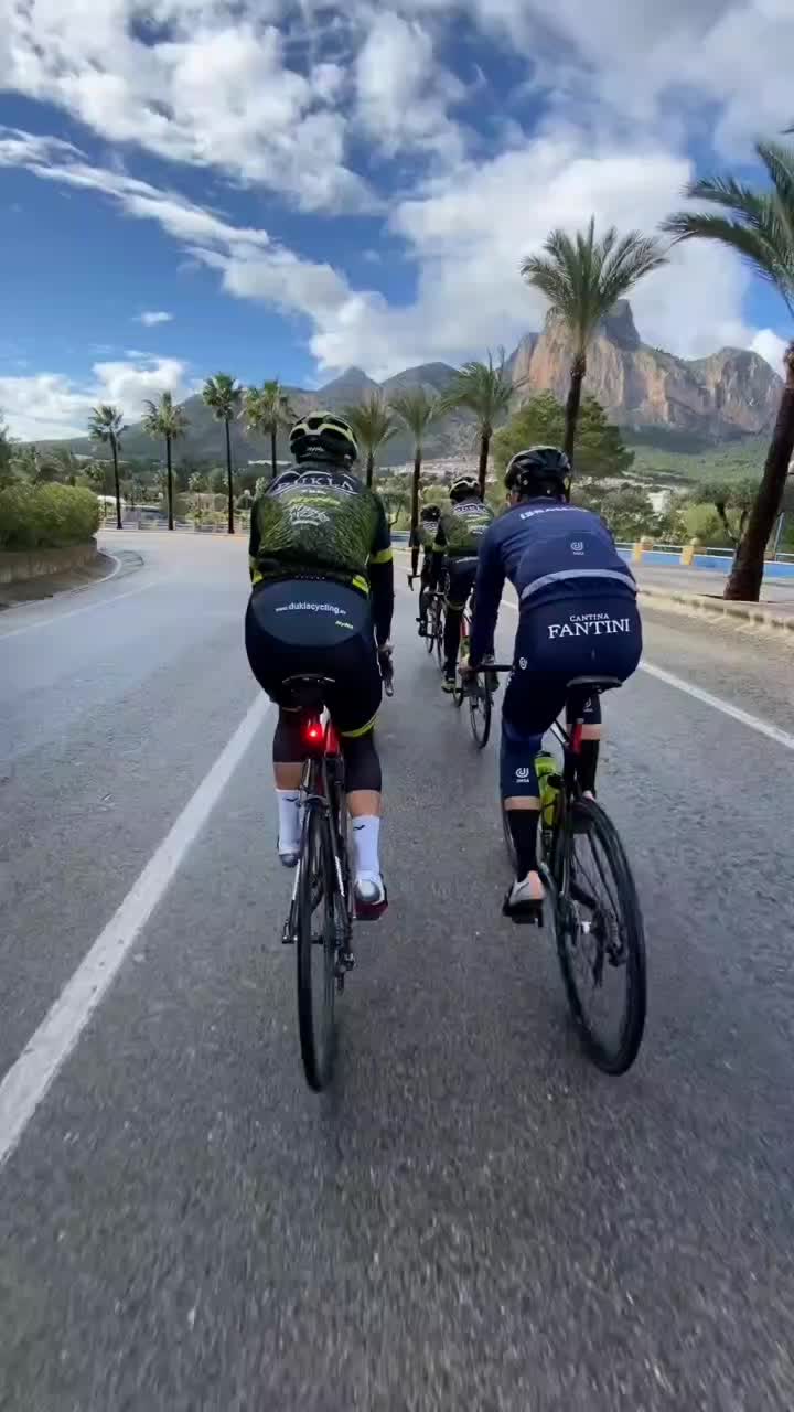 @duklacyclingteam