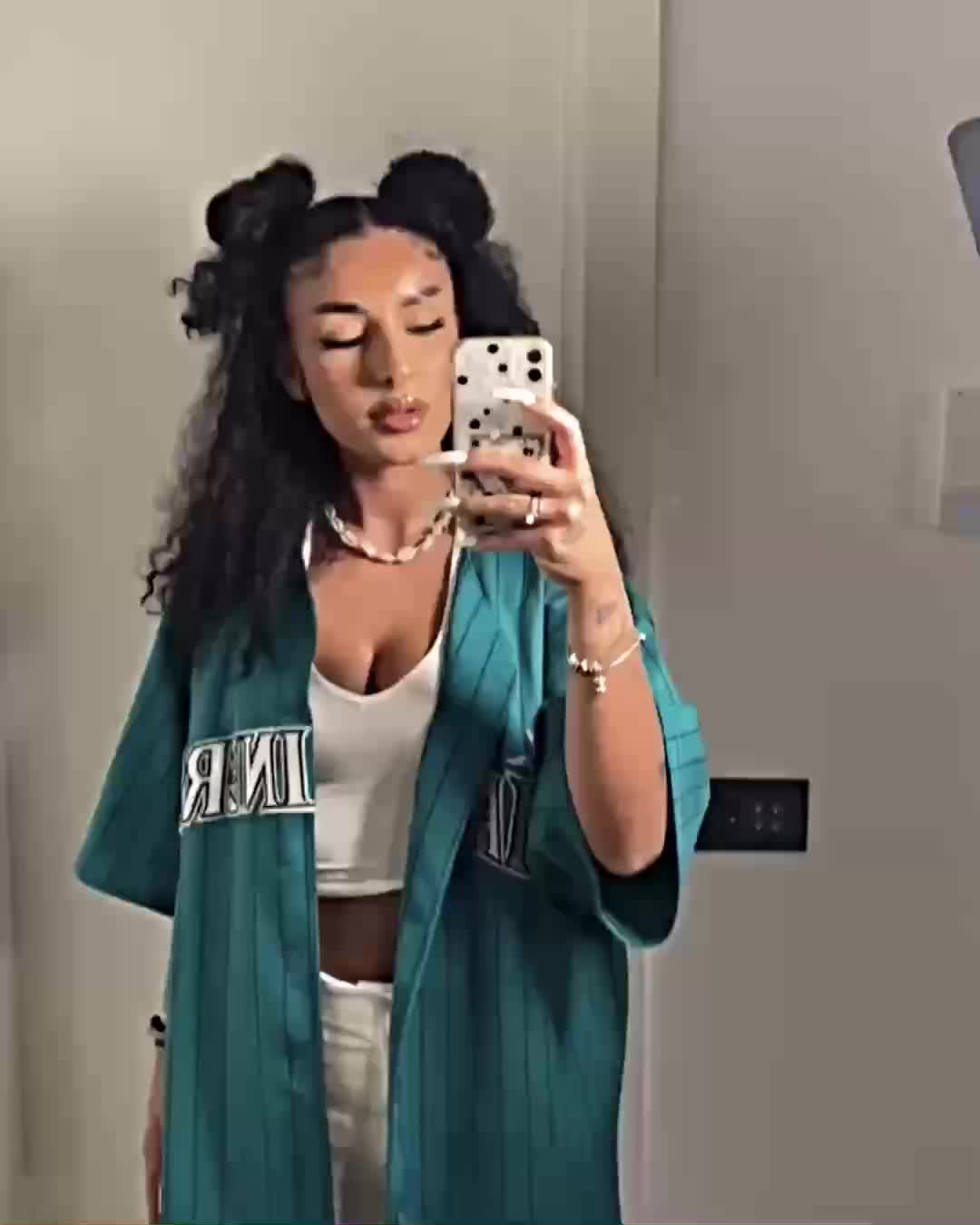 @🤍