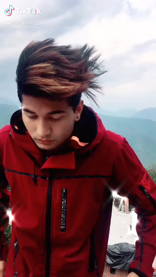 @Aayuxh_