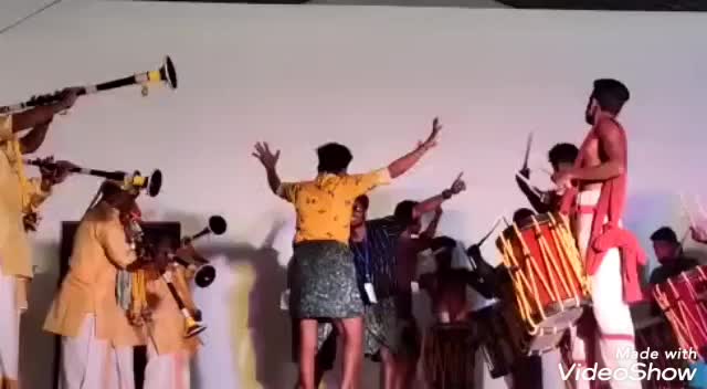 @കൊമ്പൻ