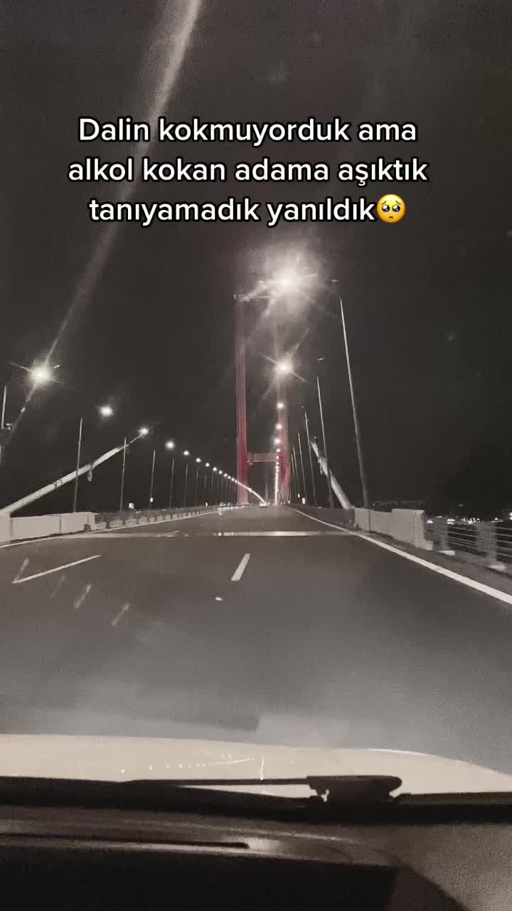 @😎