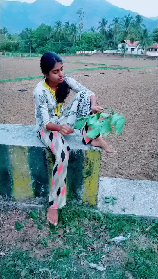 @Dora&bhujji🤔