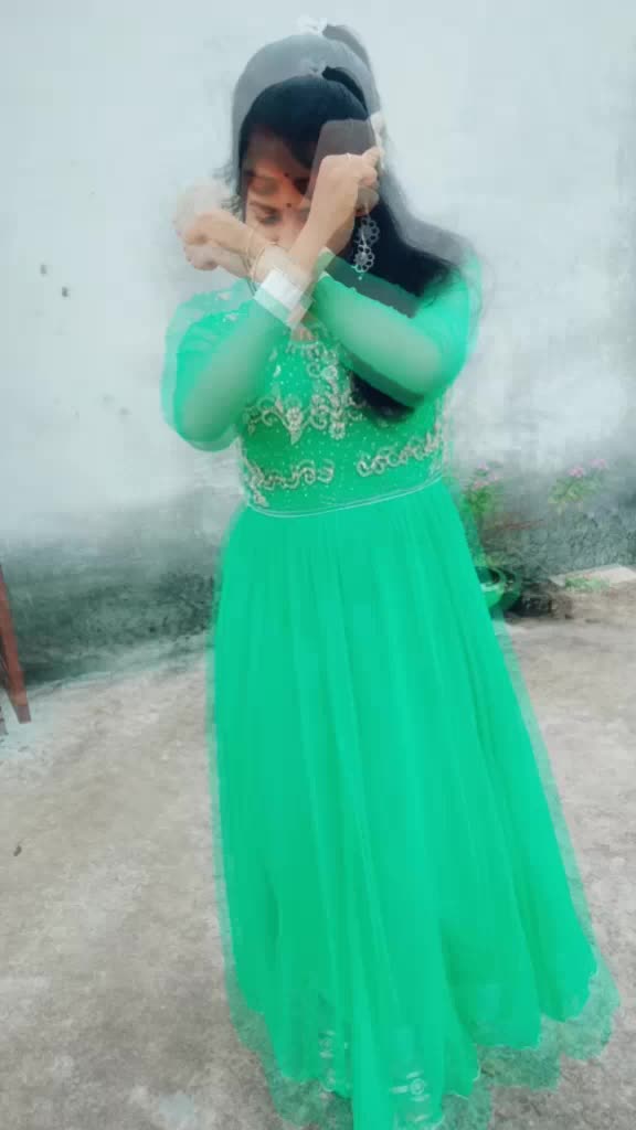 @🤫Miss Sommu😎