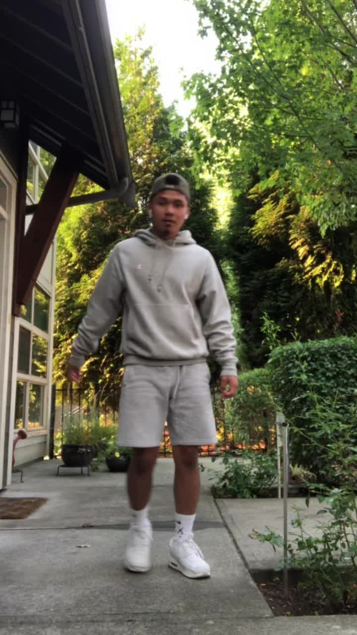 @Johnvillanueva