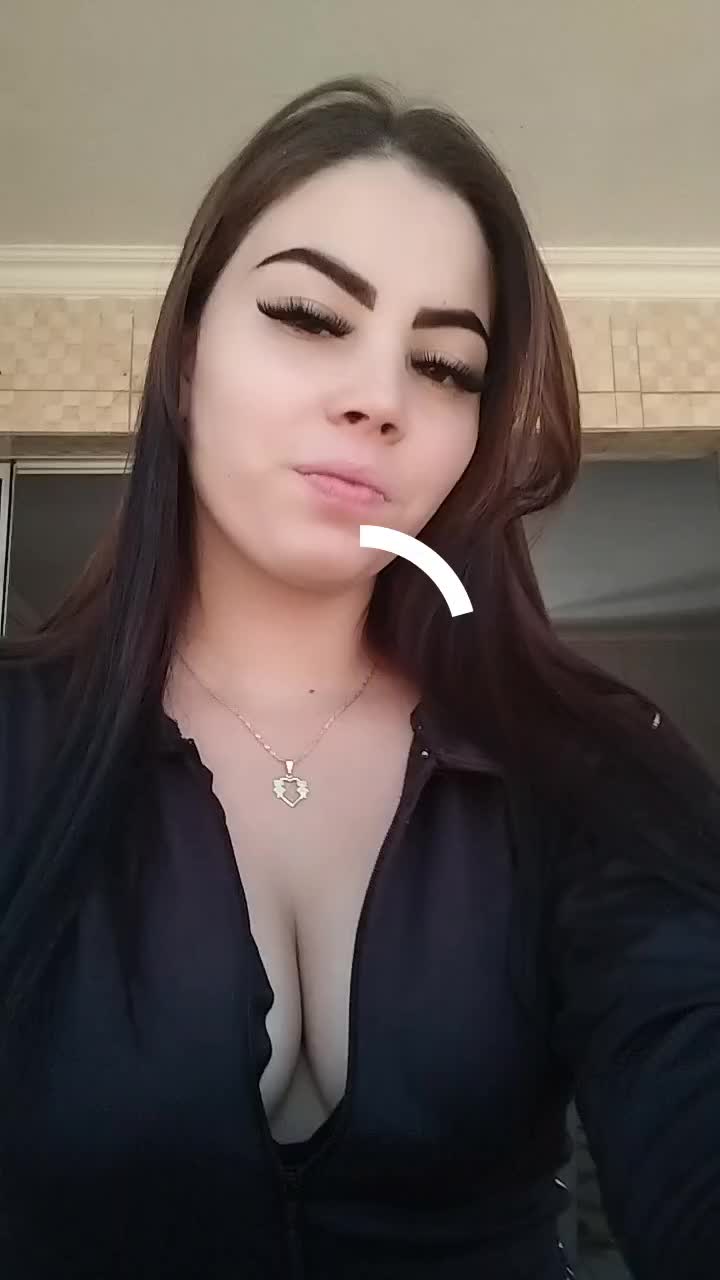 @Camille Criistinna