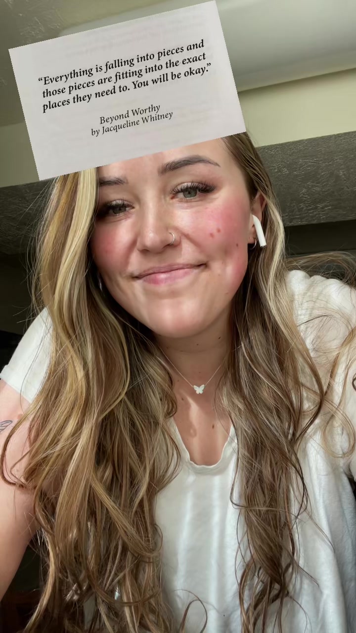 @keelyreads 🧿