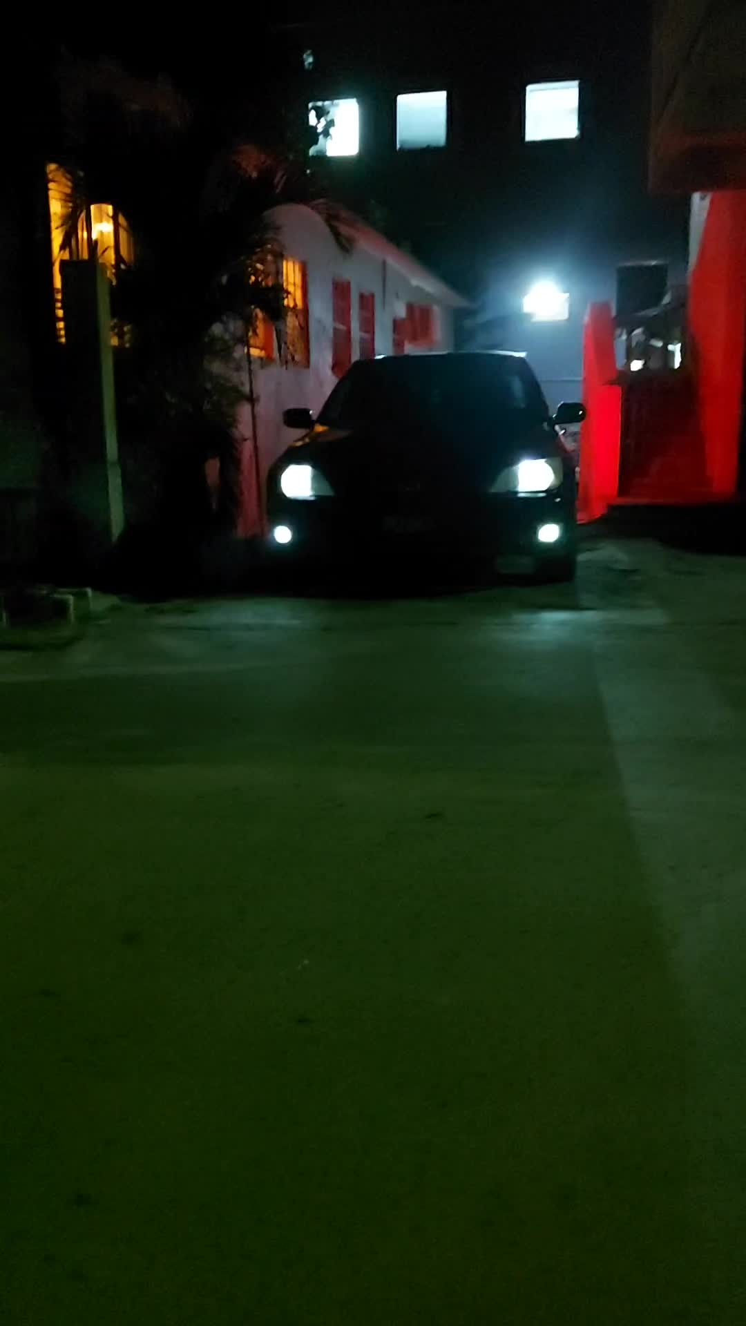 @Rebelyute.tp
