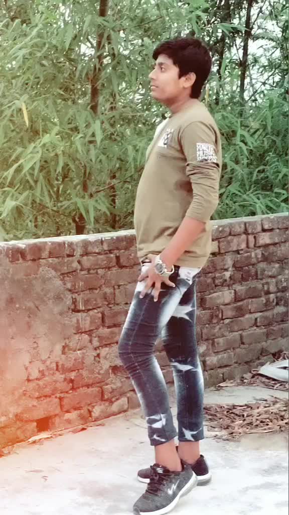 @Laksh Roy 🥰