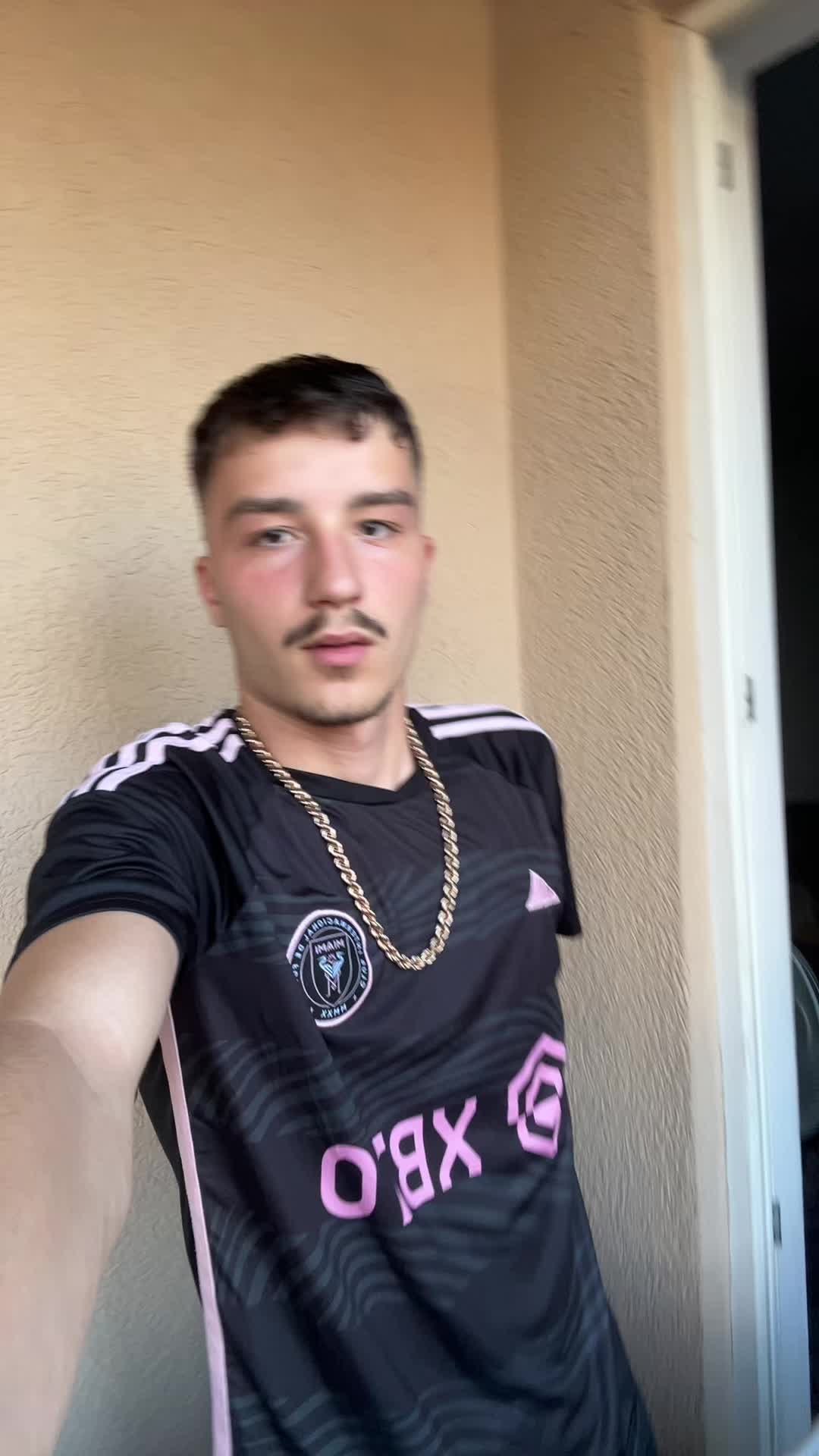 @Albdinthug16