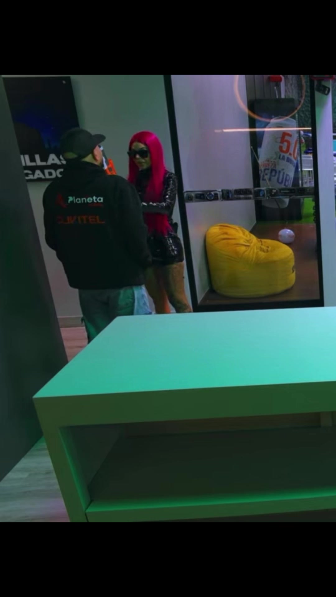 @Content_1