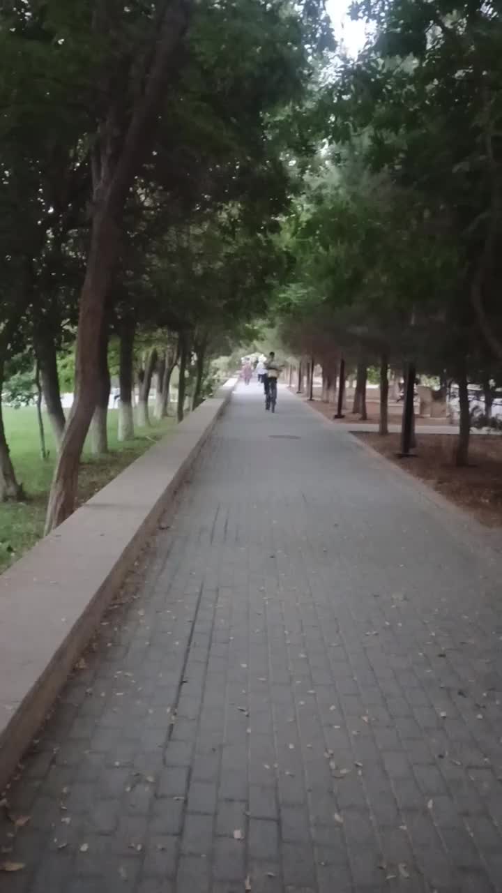 @Siyəzən