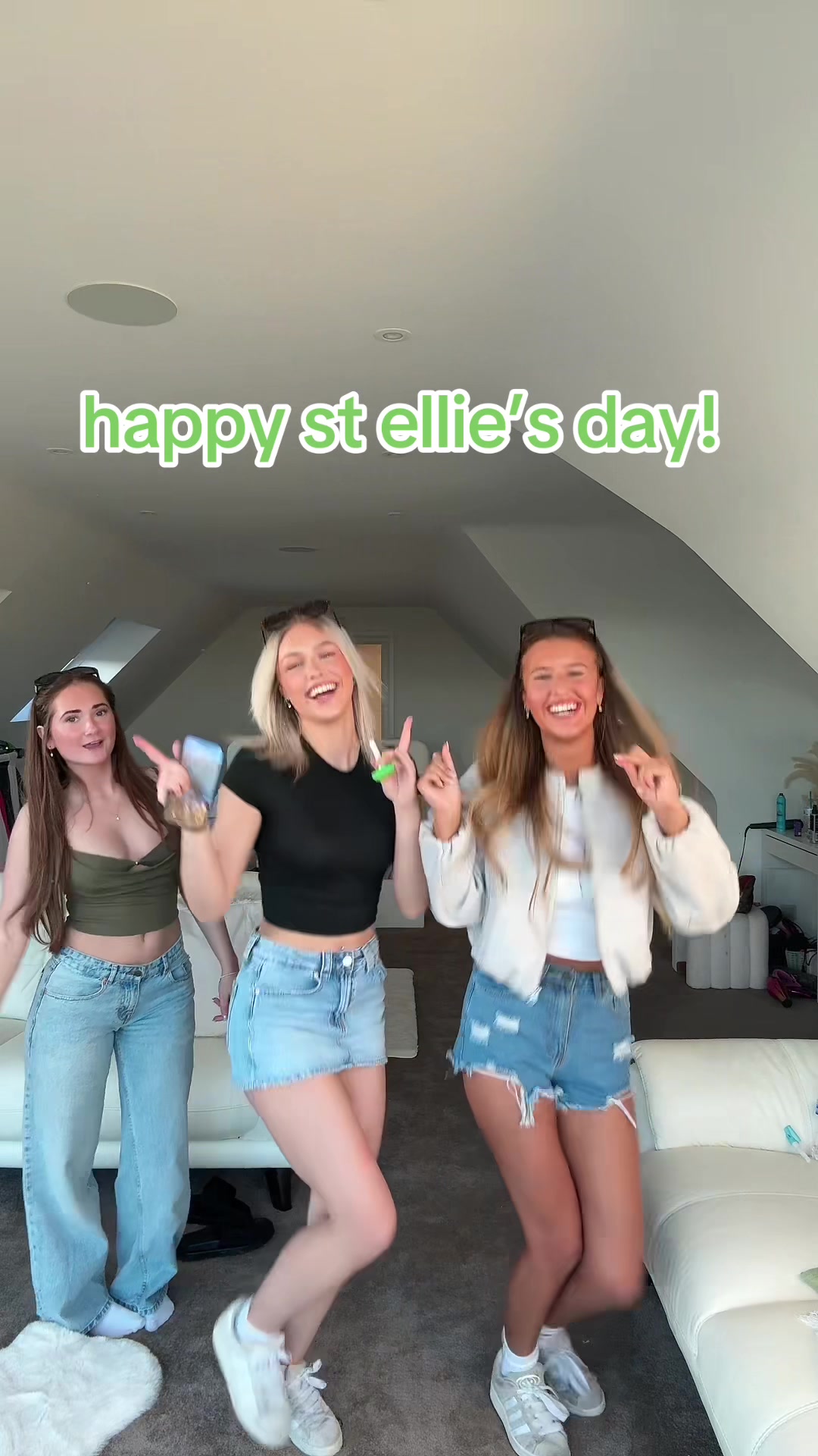 @elliegreenwood🪩