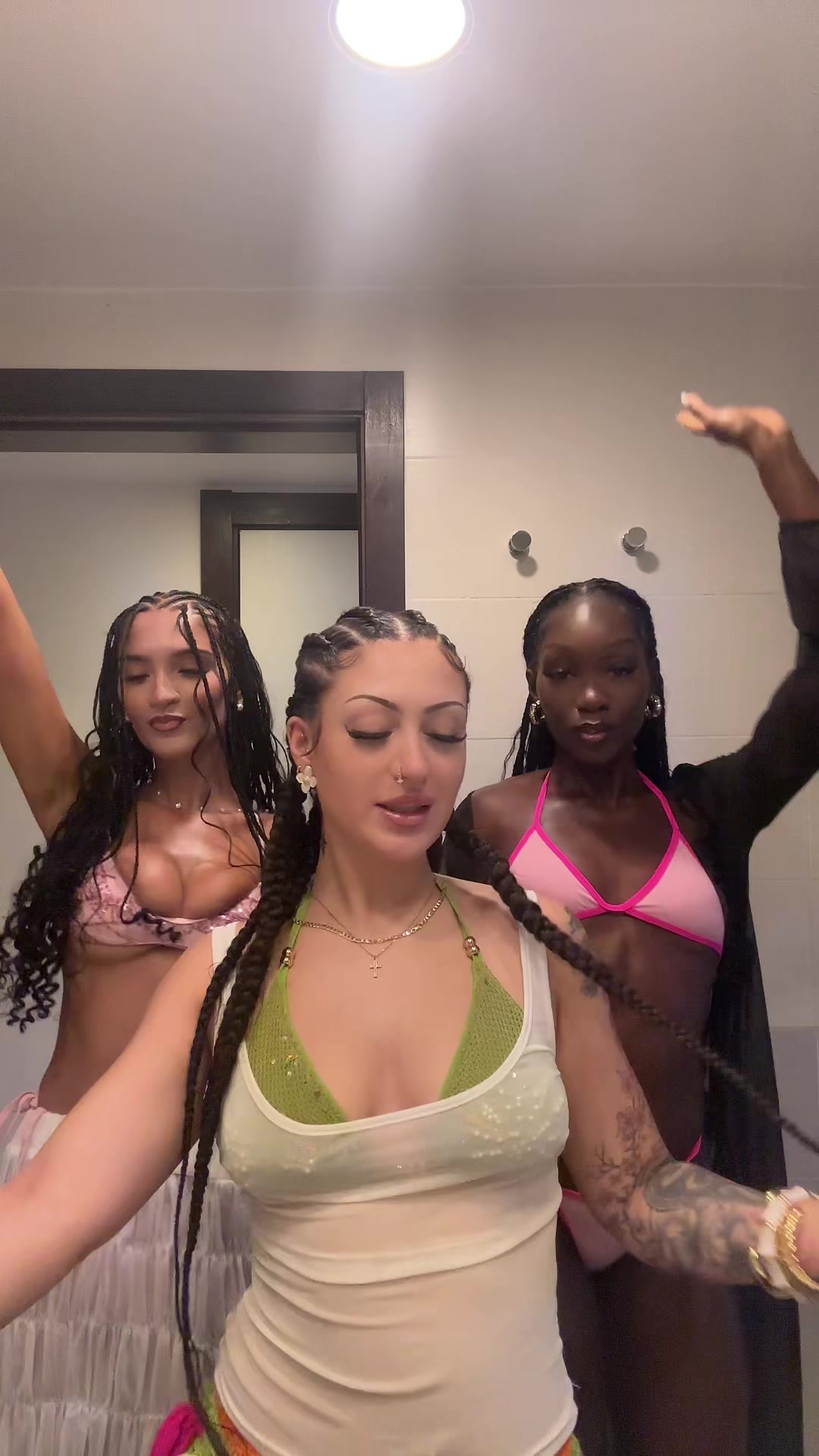 @ava-nicole<3