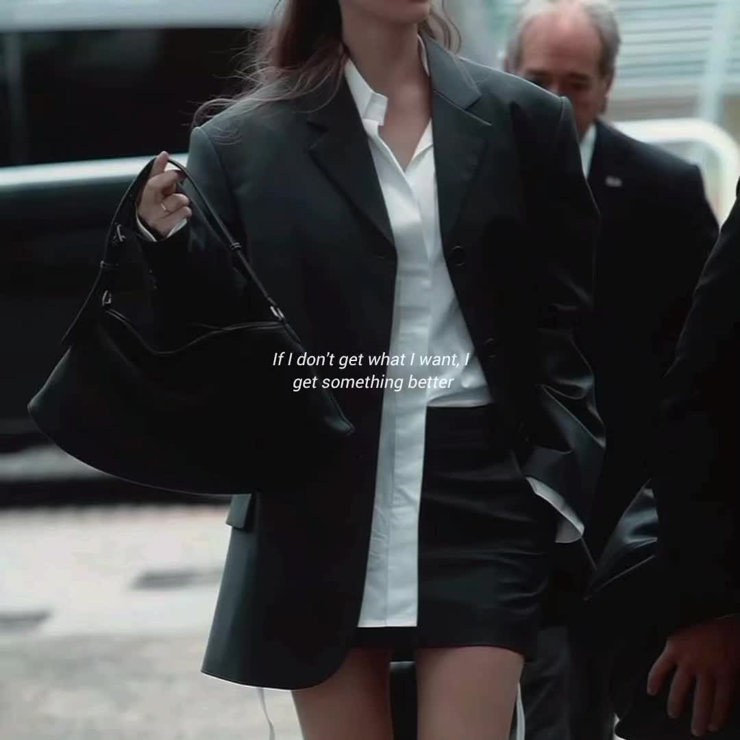 @🖤