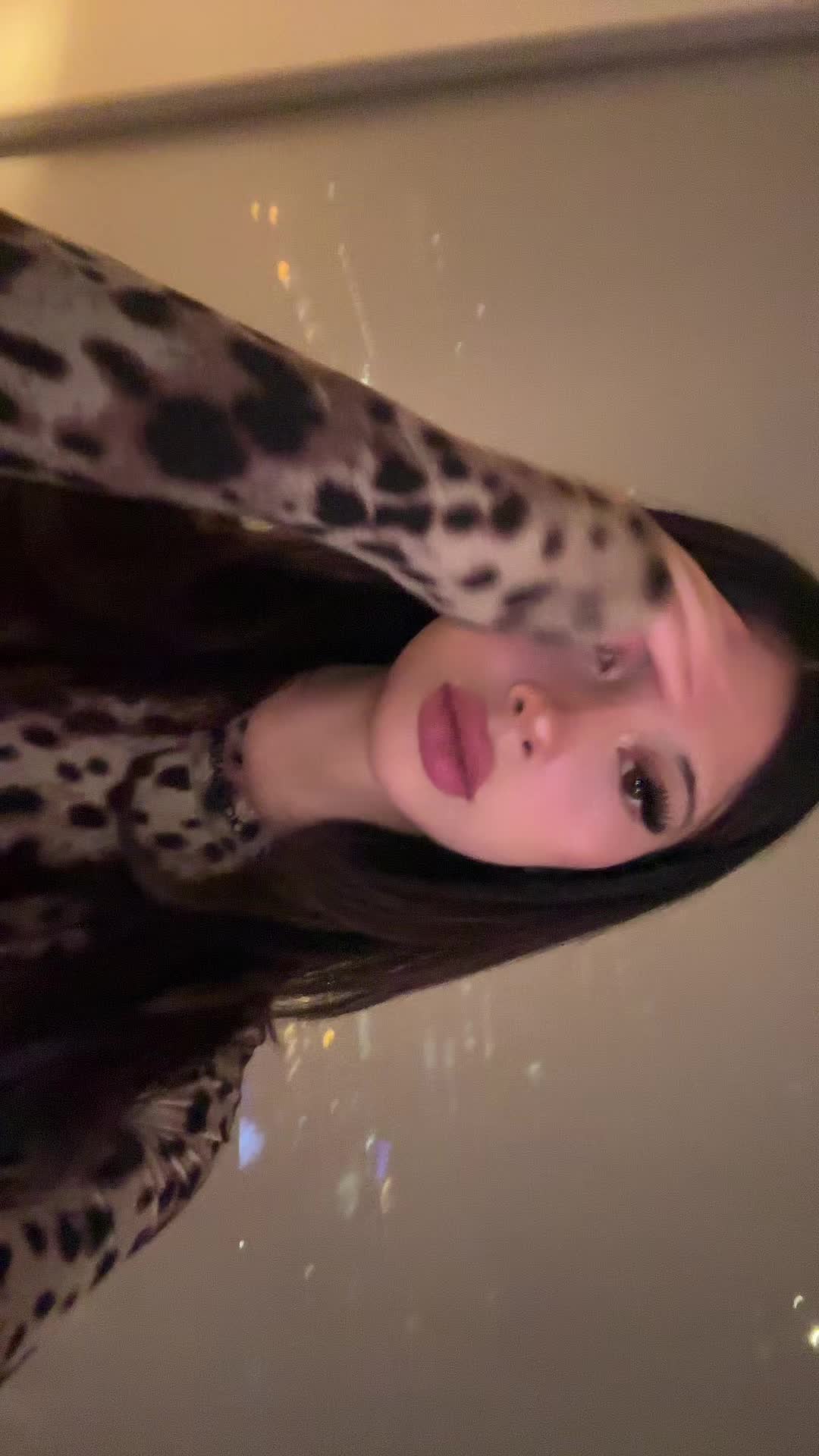 @anni