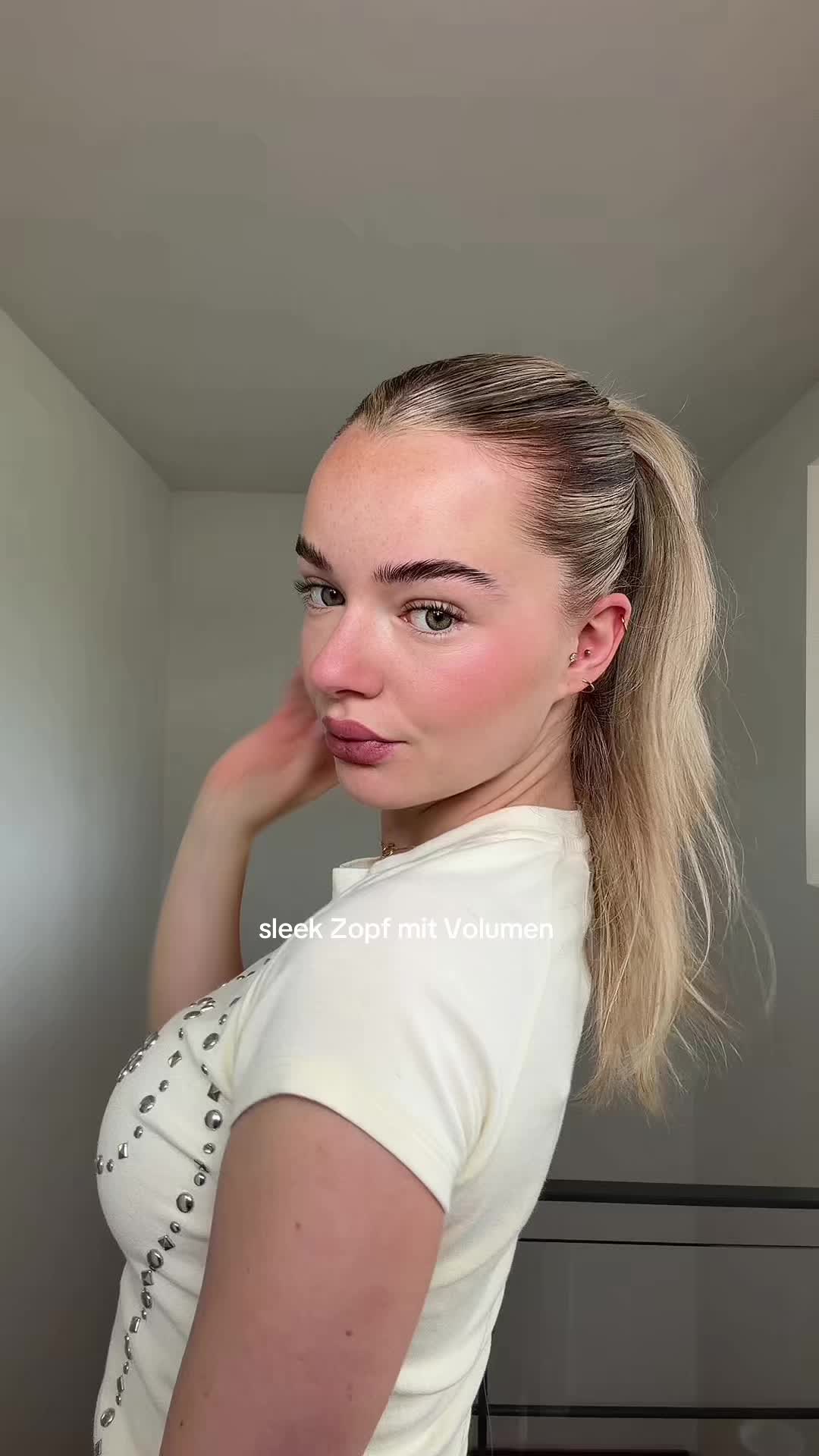@Lara