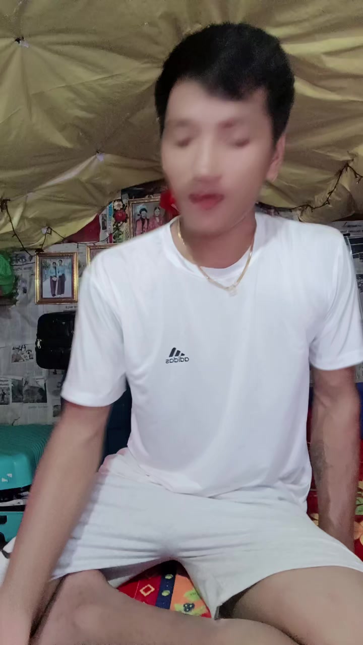 @ANJAN MAGAR💋💋♥️