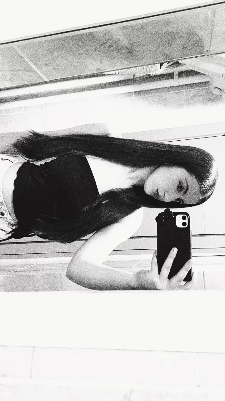 @𑣲𝑫