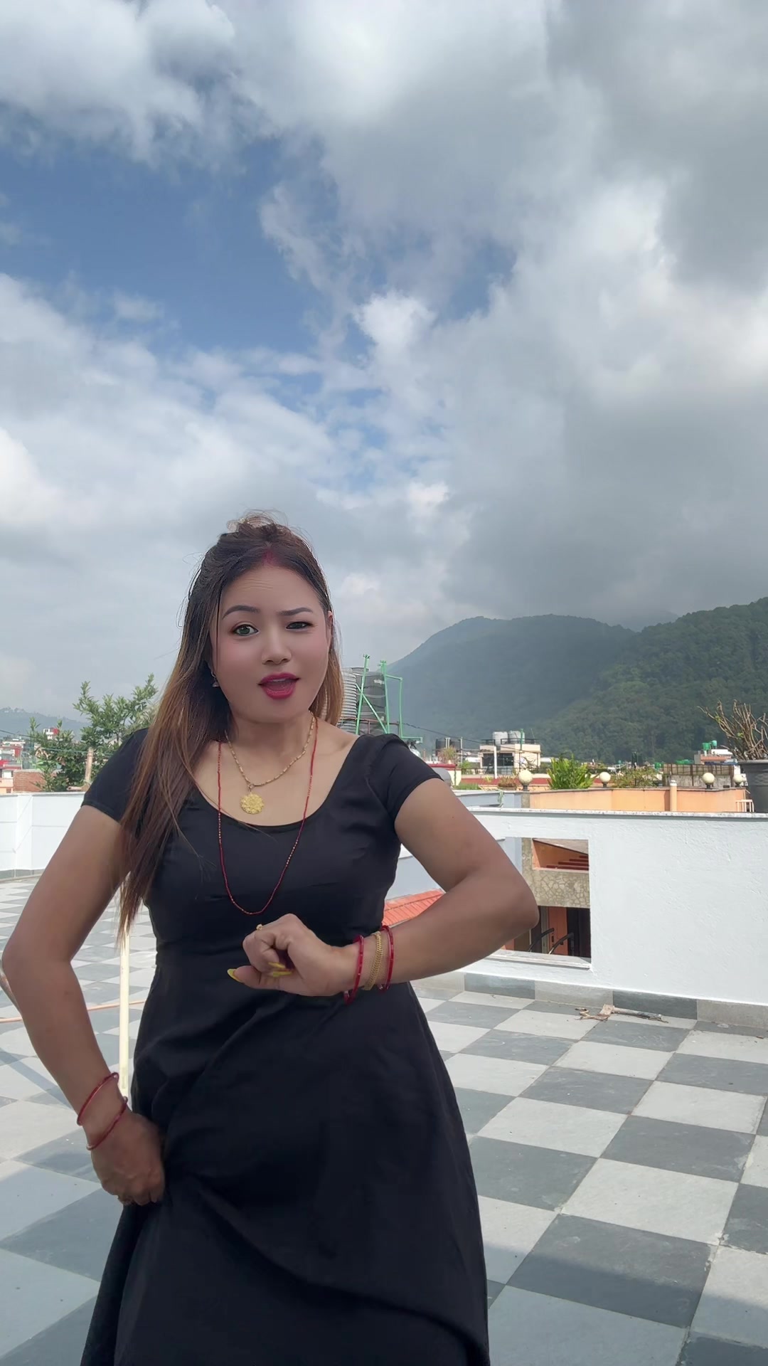 @🧿👑SHANKHUUमहारानी👑🧿