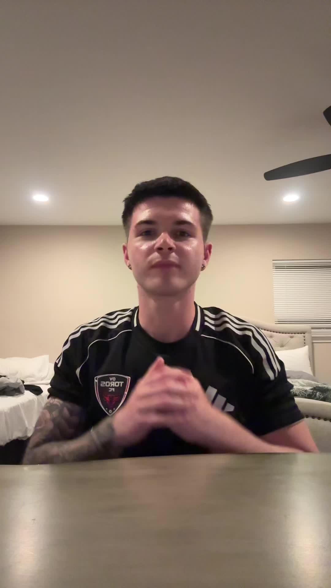 @Jay Fragola ✝️
